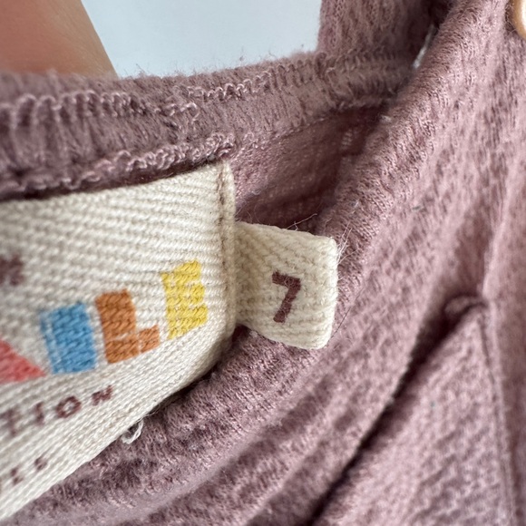 ✨ Dot Dot Smile Girls Mauve Overalls | Size 7 | Pockets | Cozy Textured Knit ✨ - Picture 3 of 6